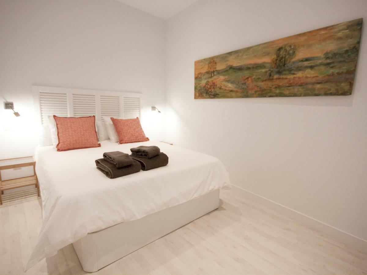 Apartamento Con Encanto En Opera Madrid Luaran gambar