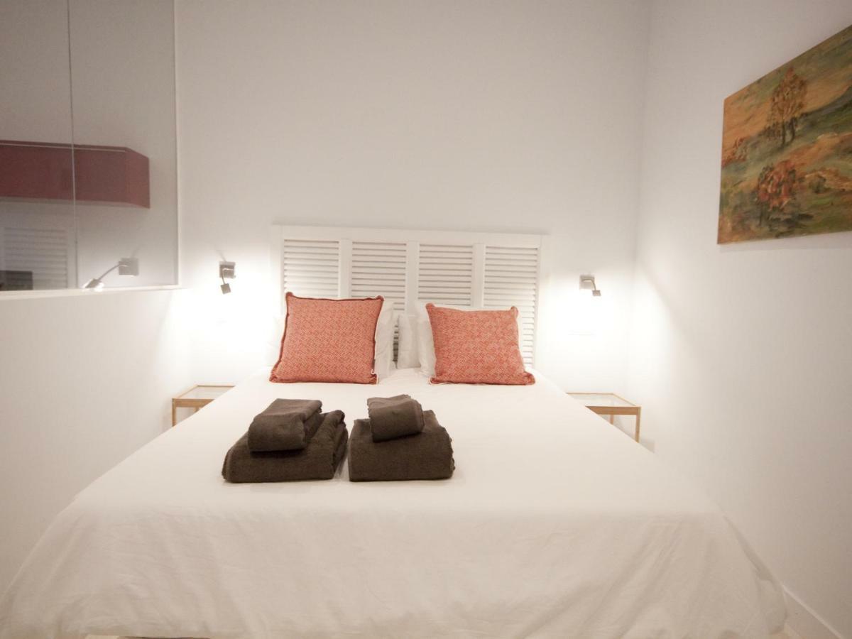 Apartamento Con Encanto En Opera Madrid Luaran gambar