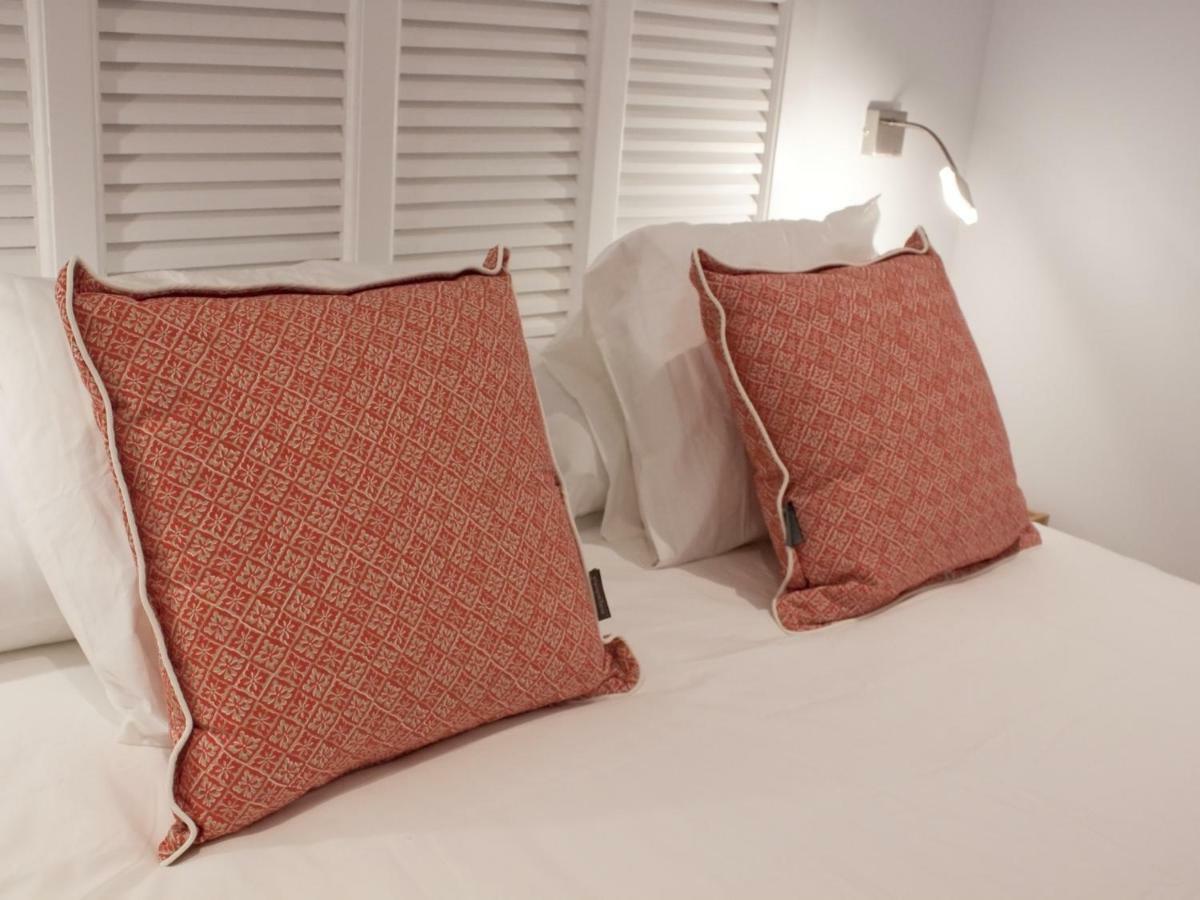 Apartamento Con Encanto En Opera Madrid Luaran gambar