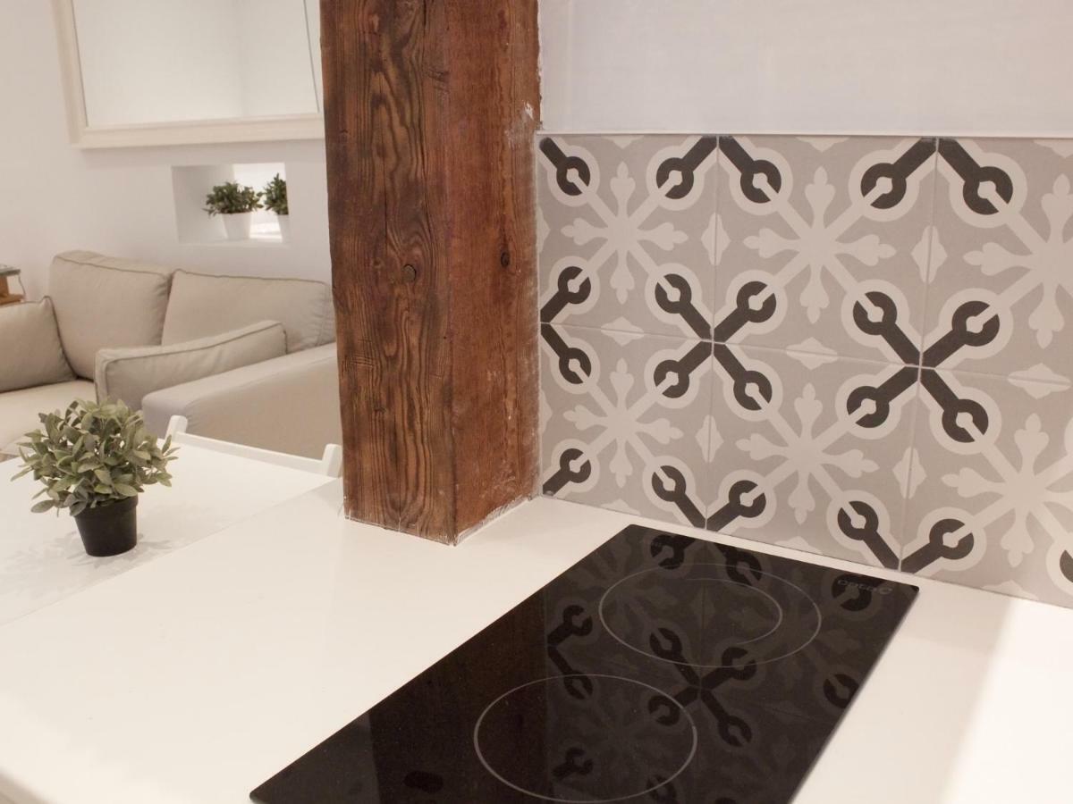 Apartamento Con Encanto En Opera Madrid Luaran gambar